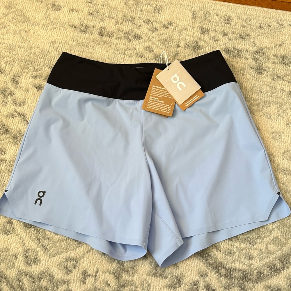 OnCloud running shorts